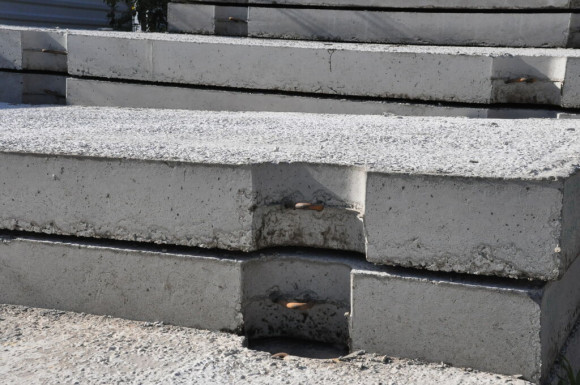 Плита железобетонная дорожная 1П30-18-10, размеры 3х1,75х0,17 м